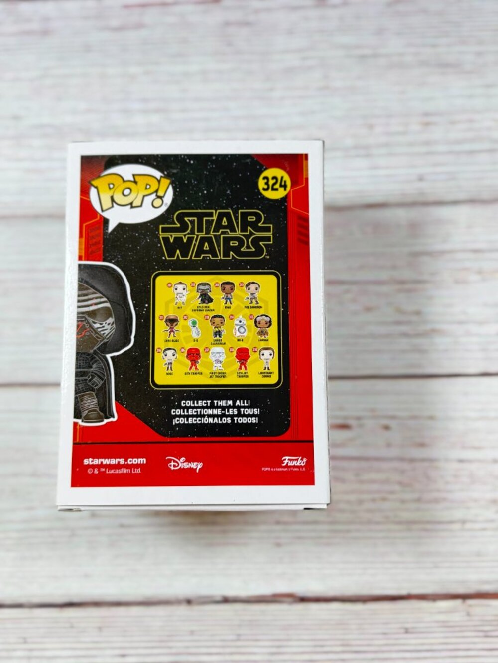 Funko Pop Star Wars  Kylo Ren Supreme Leader - Smuggler's Bounty #324 (Exclusive - Picture 2 of 6